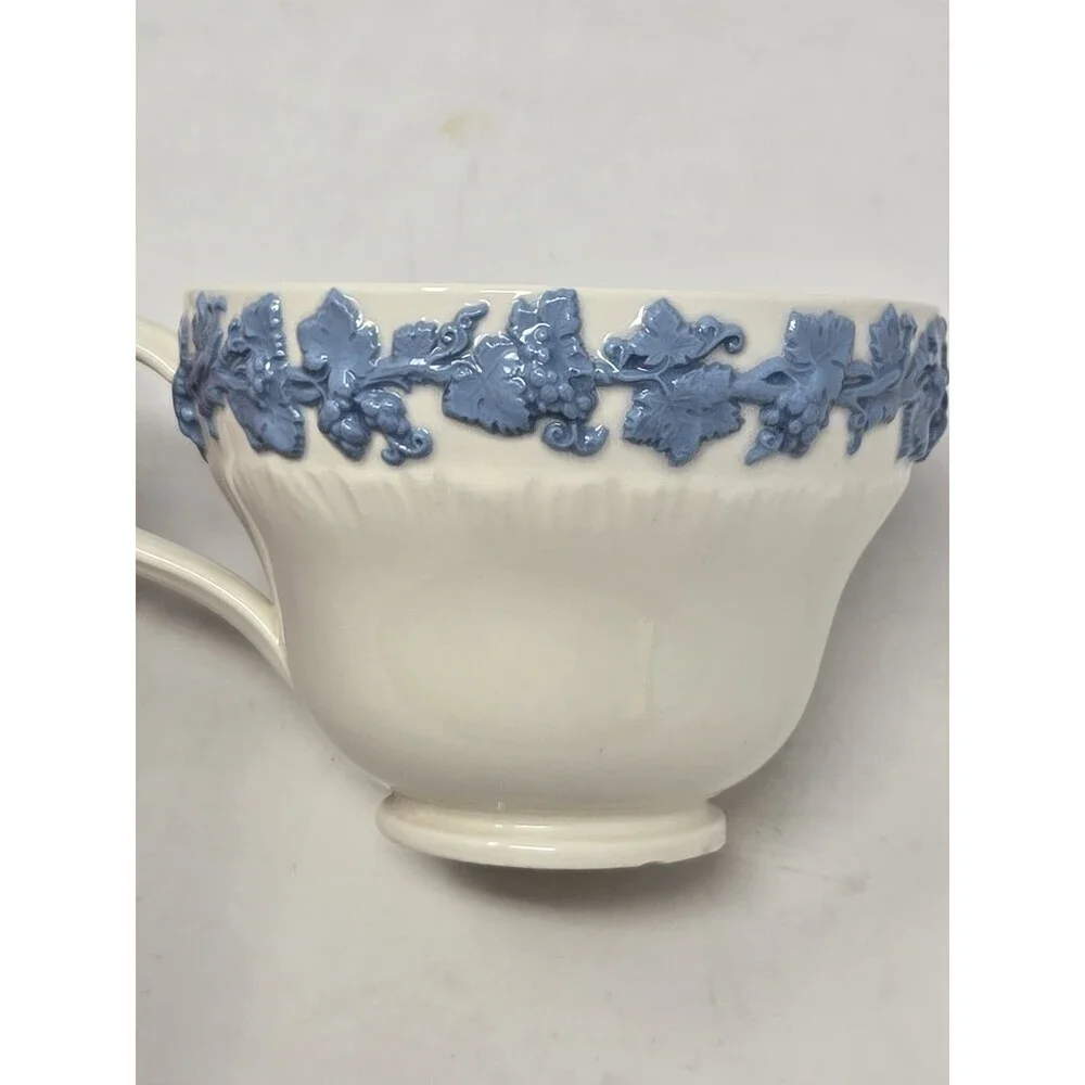 VINTAGE WEDGWOOD EMBOSSED QUEEN'S WARE WHITE & BLUE TEA CUP & SAUCER SET KITCHEN